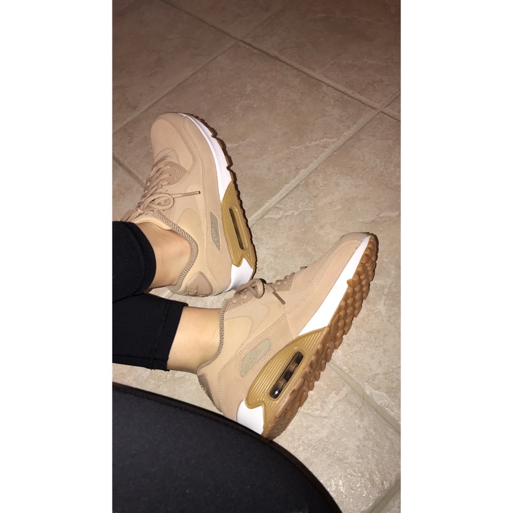 Women’s Nike Air Max 90 tan sneakers